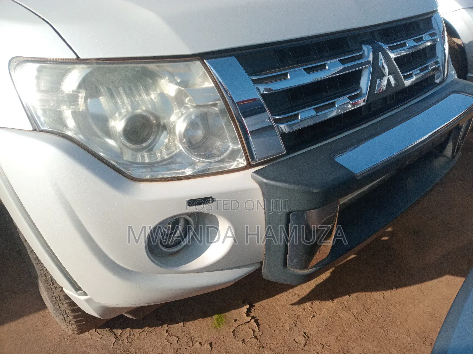 Mitsubishi Pajero 2012 White