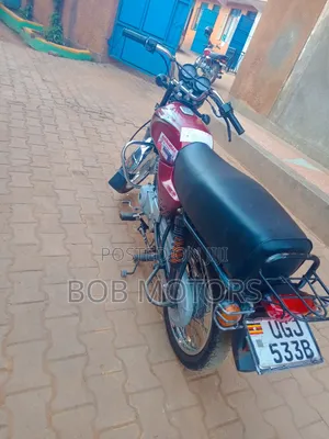 Bajaj Boxer 100 2025 Red