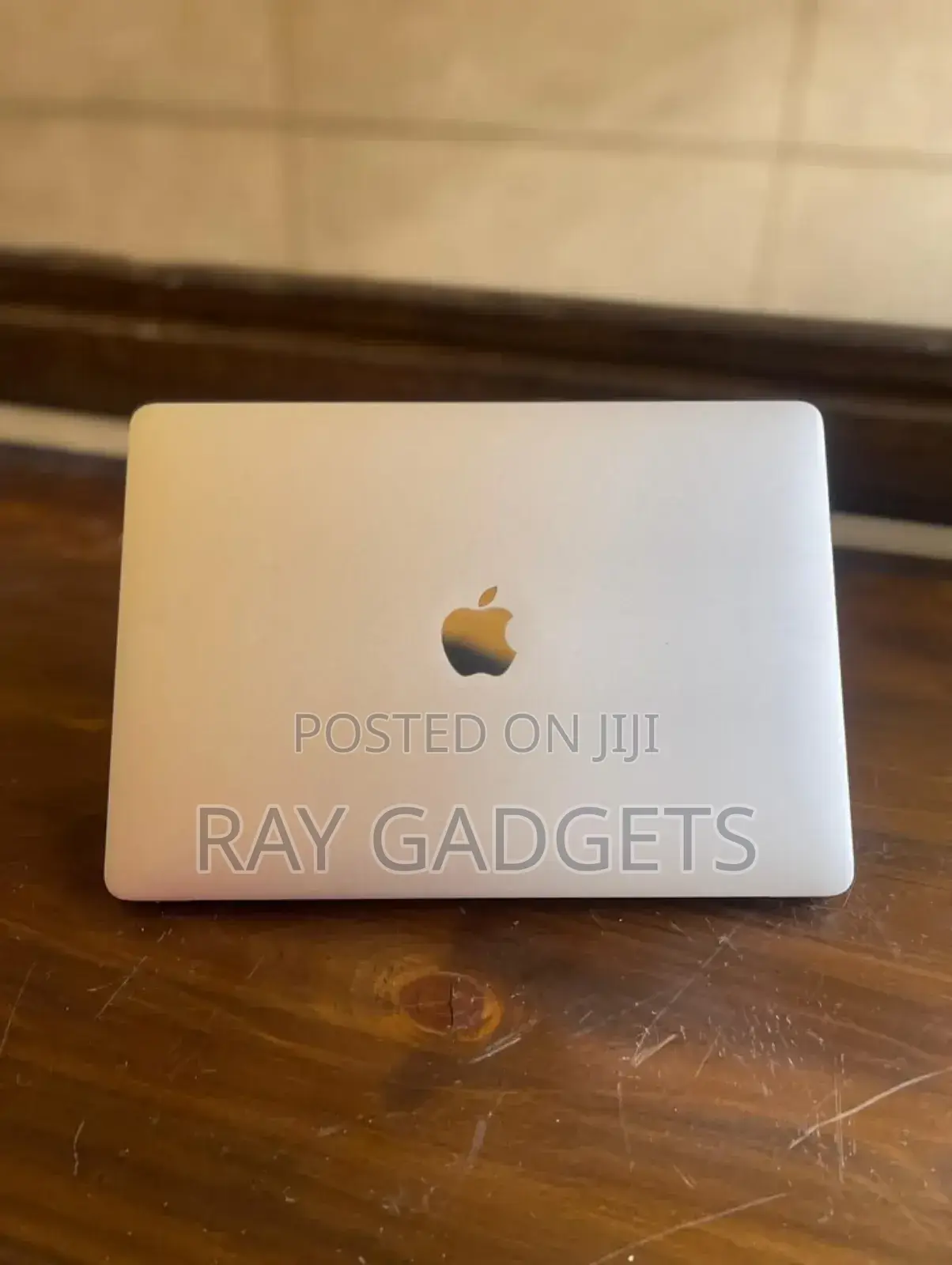 Laptop Apple MacBook Pro 2020 M1 8GB Intel Core i5 SSD 256GB