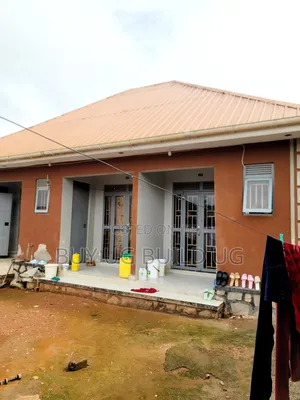 1bdrm Apartment in Kitende Entebbe Road, Central Division for sale