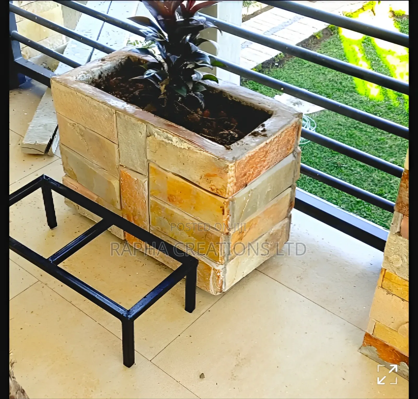 Stone Slates Planters/Concrete Pots/Planters/Stones/ Cladding