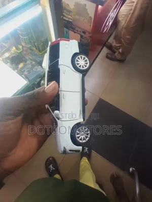 1:18scale Diecast Metal Special Roadster.