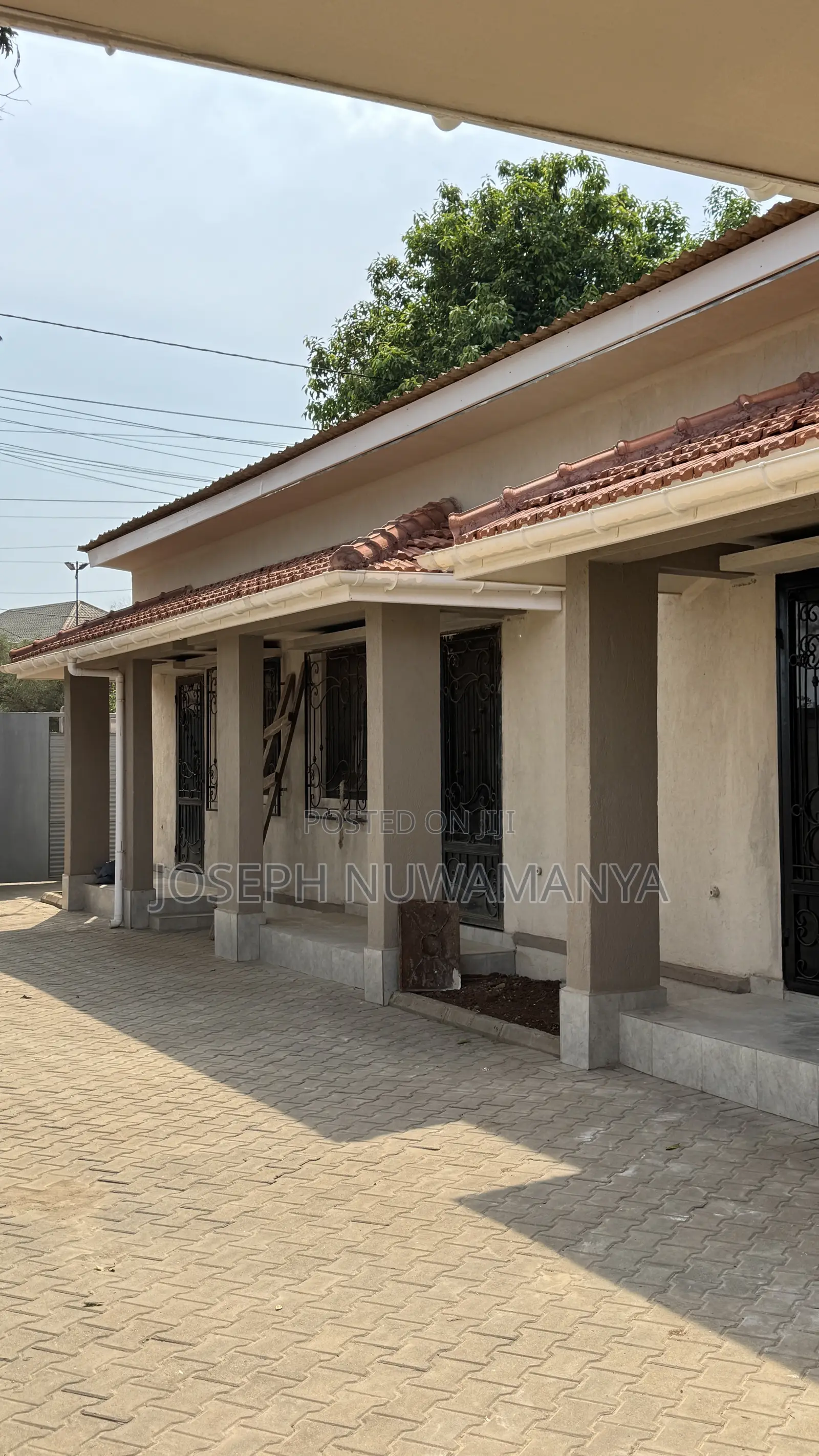 1bdrm Bungalow in Kira for sale