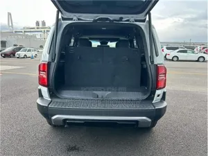 New Toyota Land Cruiser 2024 Pearl