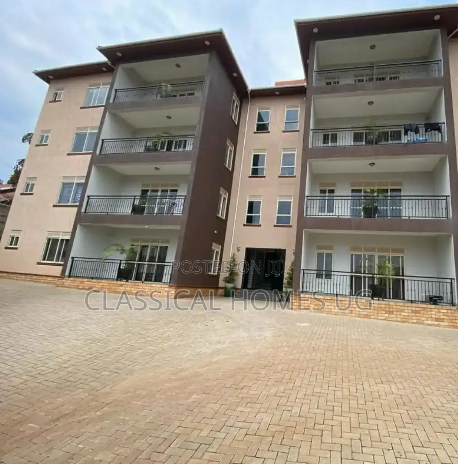 3bdrm Apartment in Lubowa Entebbe Road, Central Division for rent