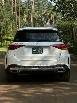 Mercedes-Benz GLE-Class GLE 300d 4MATIC 2020 Pearl