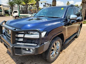 Toyota Land Cruiser 2023 Blue