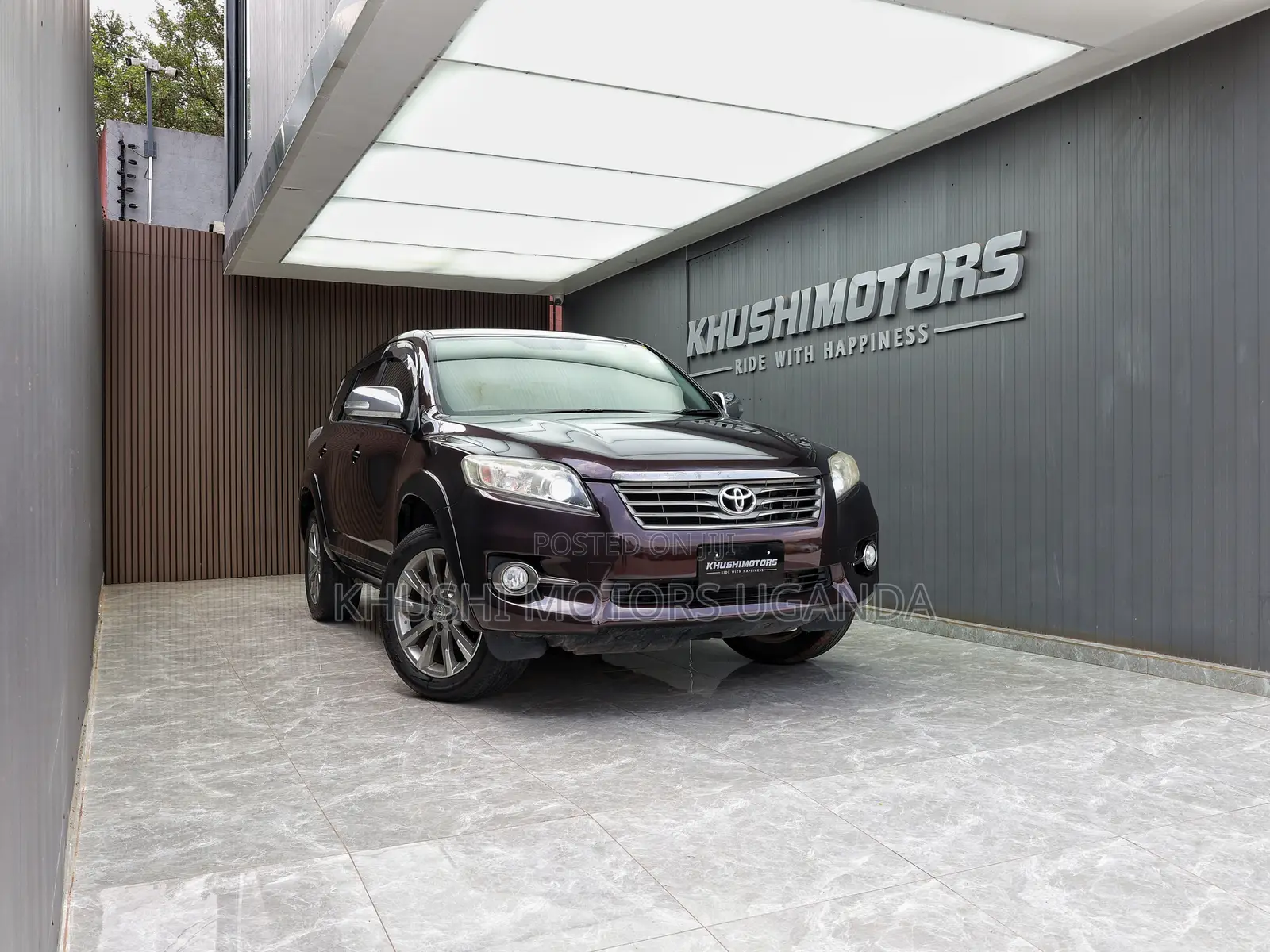 Toyota Vanguard 2013 Black