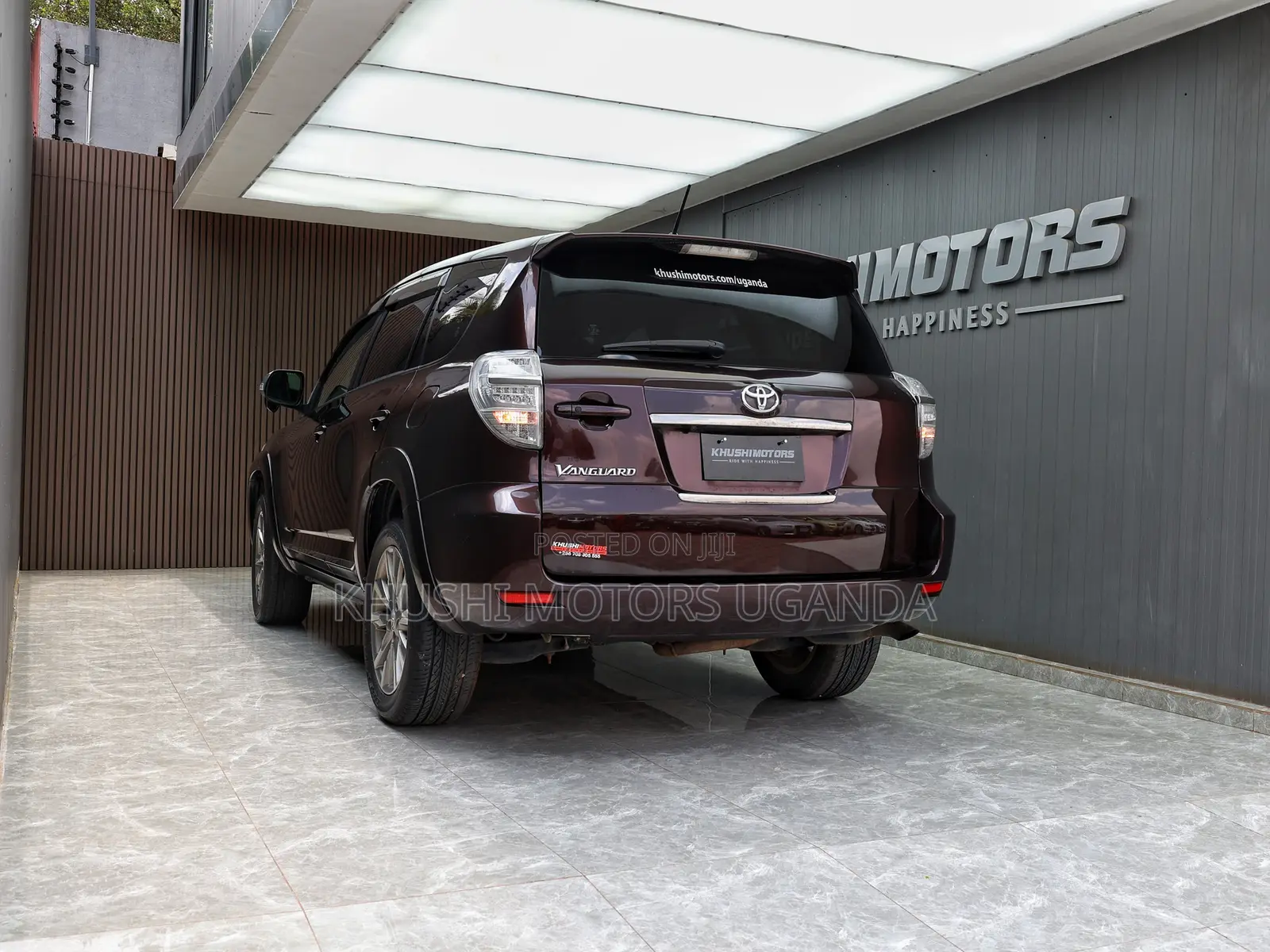 Toyota Vanguard 2013 Black