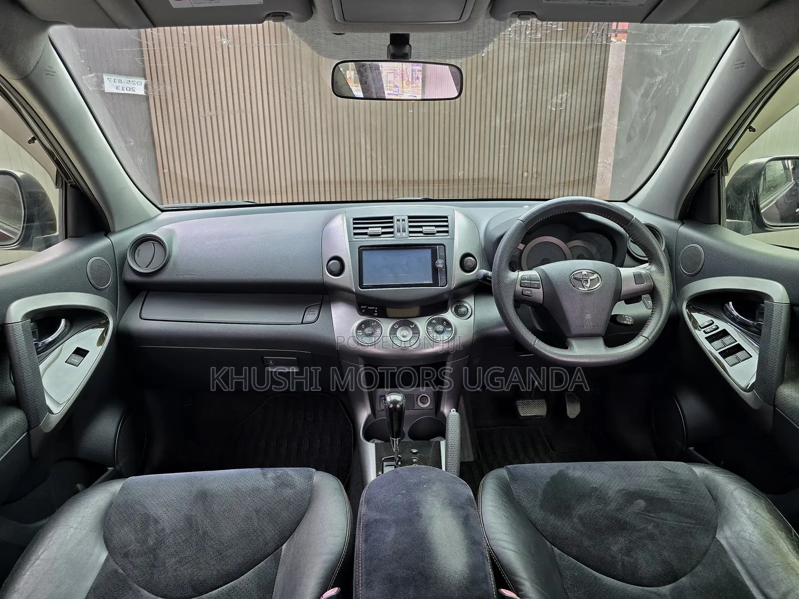 Toyota Vanguard 2013 Black