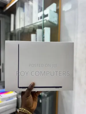 New Laptop Apple MacBook Pro 2024 M4 14-inch 16GB Apple M4 SSD 512GB