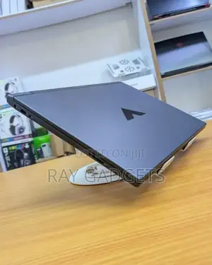New Laptop HP Victus 15 16GB AMD Ryzen 5 SSD 512GB