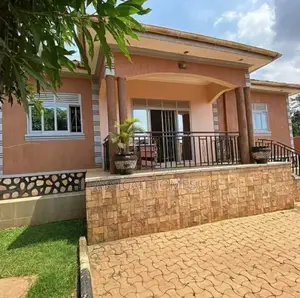 3bdrm Bungalow in Luzira, Central Division for rent