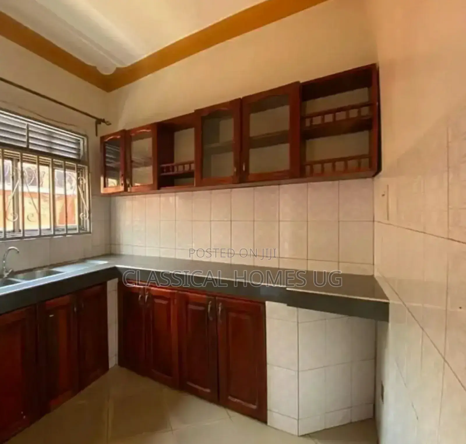 3bdrm Bungalow in Luzira, Central Division for rent