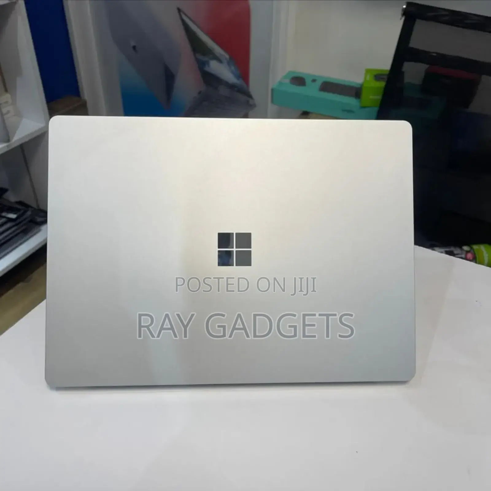 New Laptop Microsoft Surface Laptop 3 8GB Intel Core i7 SSD 256GB