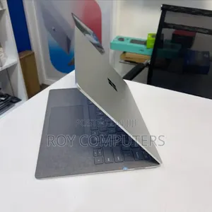 New Laptop Microsoft Surface Laptop 3 8GB Intel Core i7 SSD 256GB