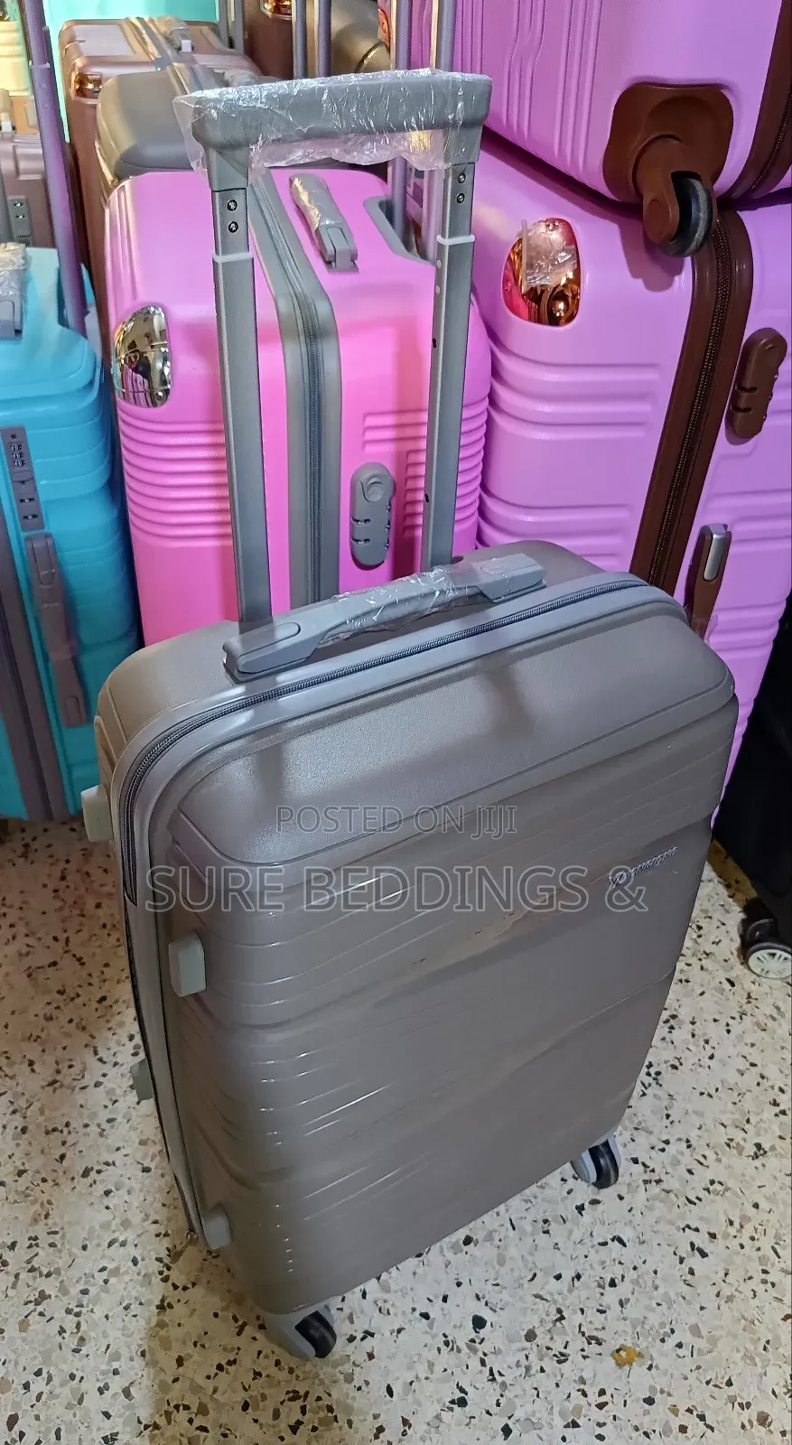 Marriott Small Suitcase