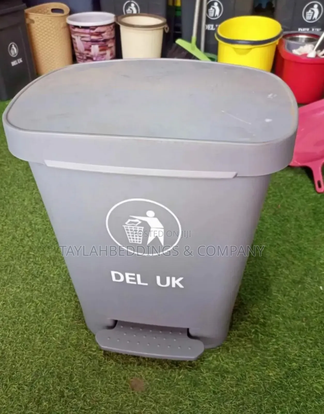 Wastebasket Pedal Trash Can Outdoor Trash Bin Hospital
