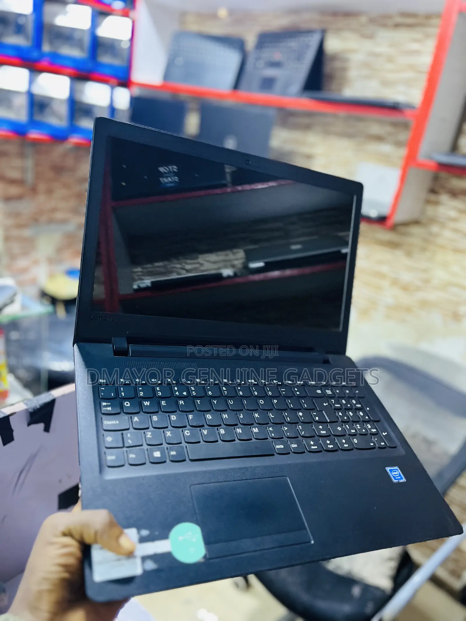 Laptop Lenovo IdeaPad 1 4GB Intel Celeron HDD 500GB