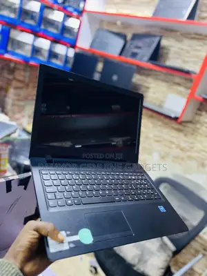 Laptop Lenovo IdeaPad 1 4GB Intel Celeron HDD 500GB