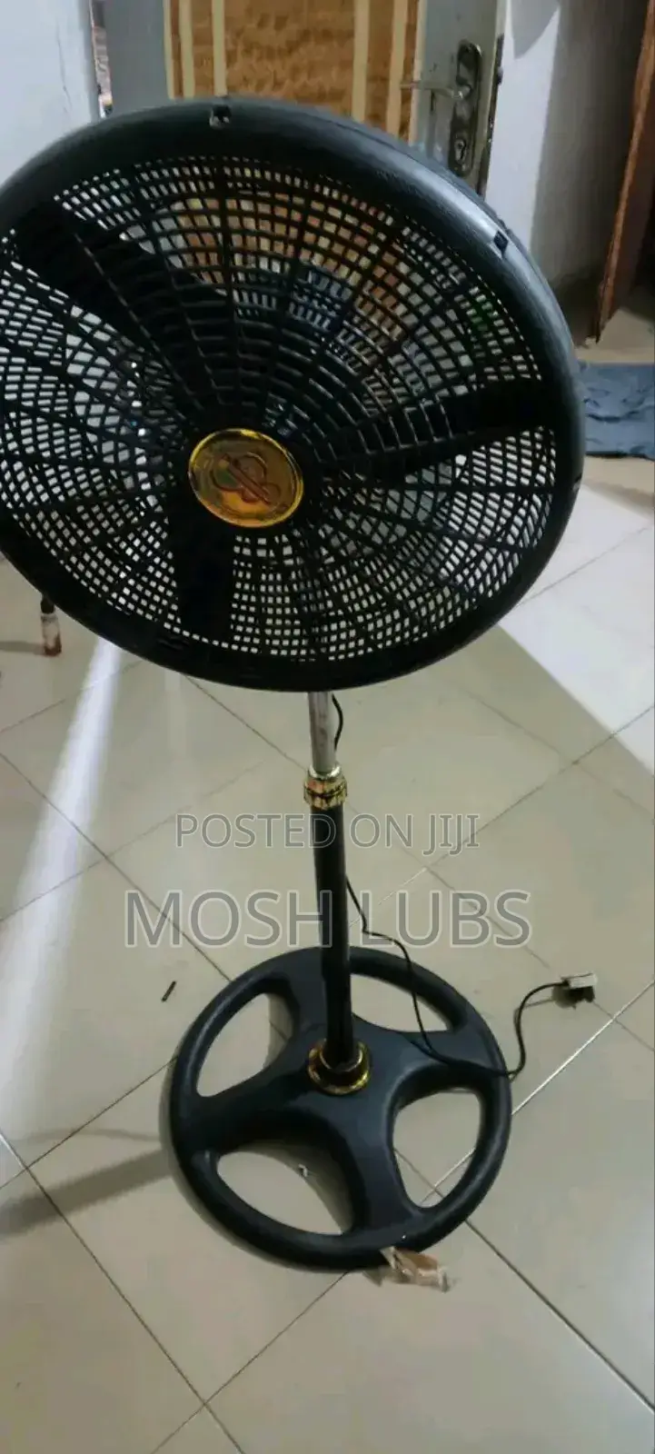 New 18" Floor Standing Fan