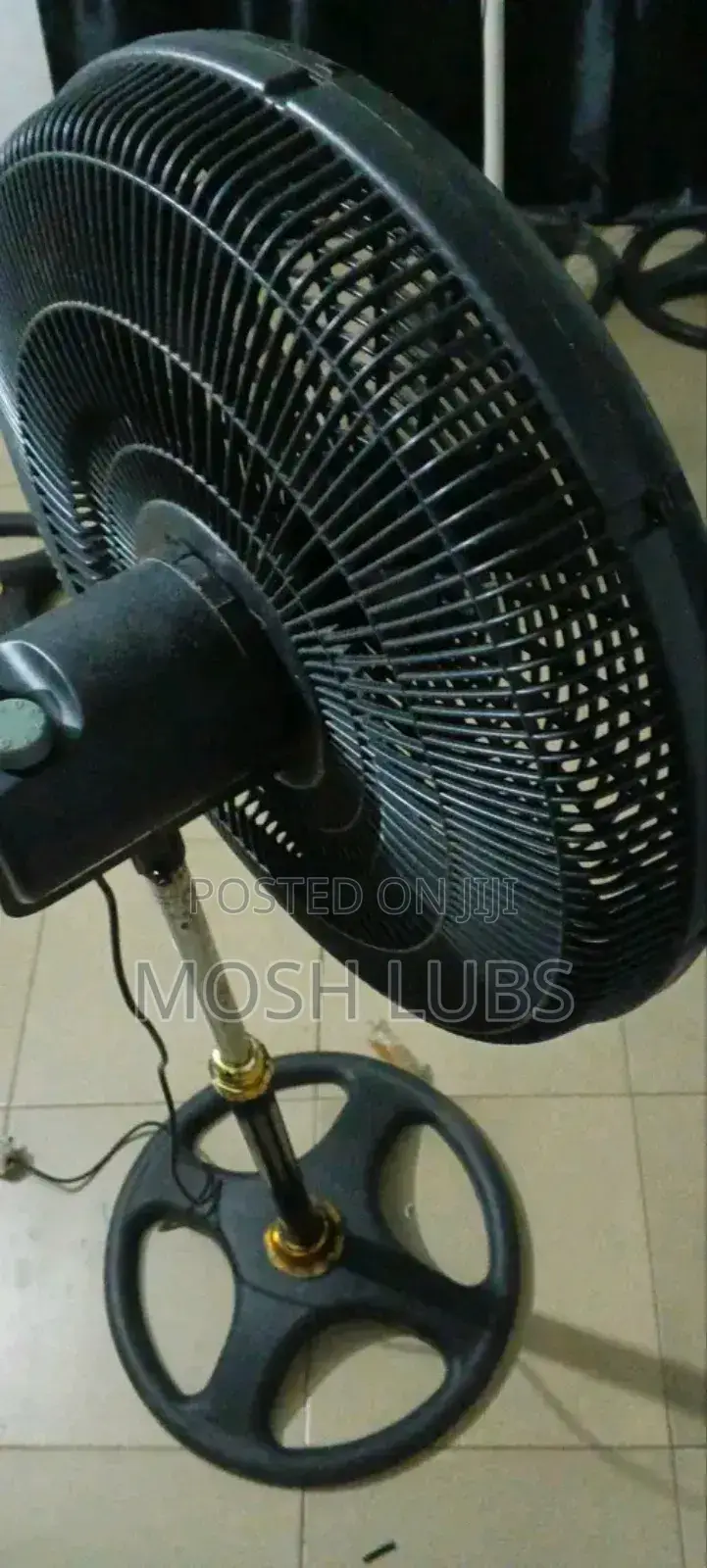 New 18" Floor Standing Fan