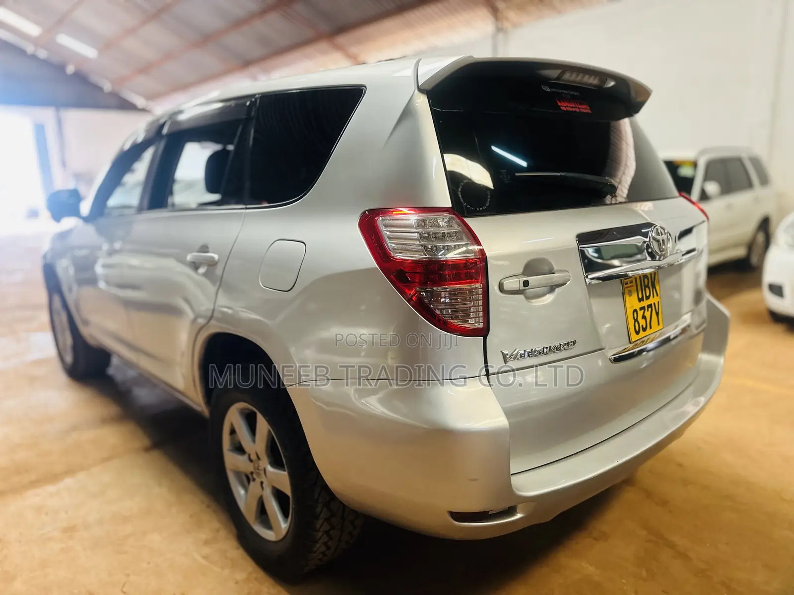 Toyota Vanguard 2007 Silver