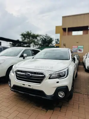 Subaru Outback 2.5i AWD 2018 White