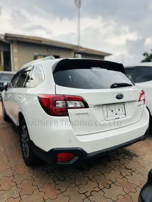 Subaru Outback 2.5i AWD 2018 White
