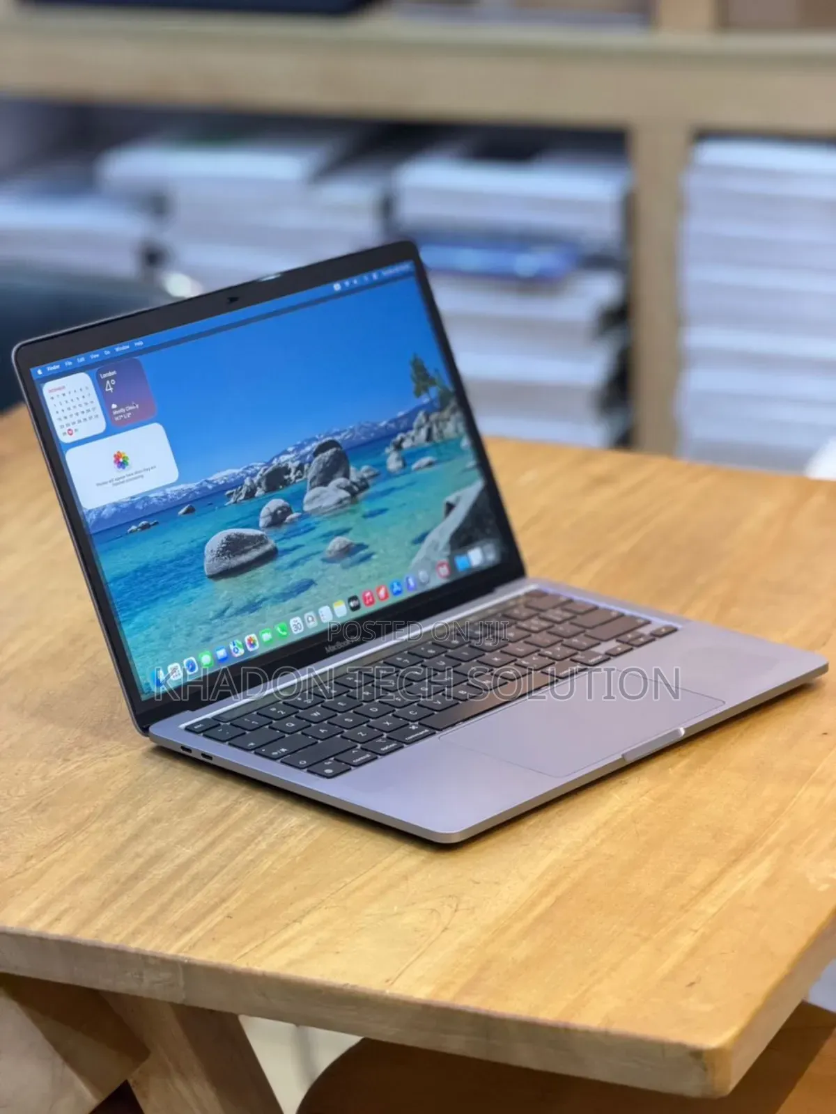 Laptop Apple MacBook Pro 2020 M1 8GB Apple M1 SSD 256GB