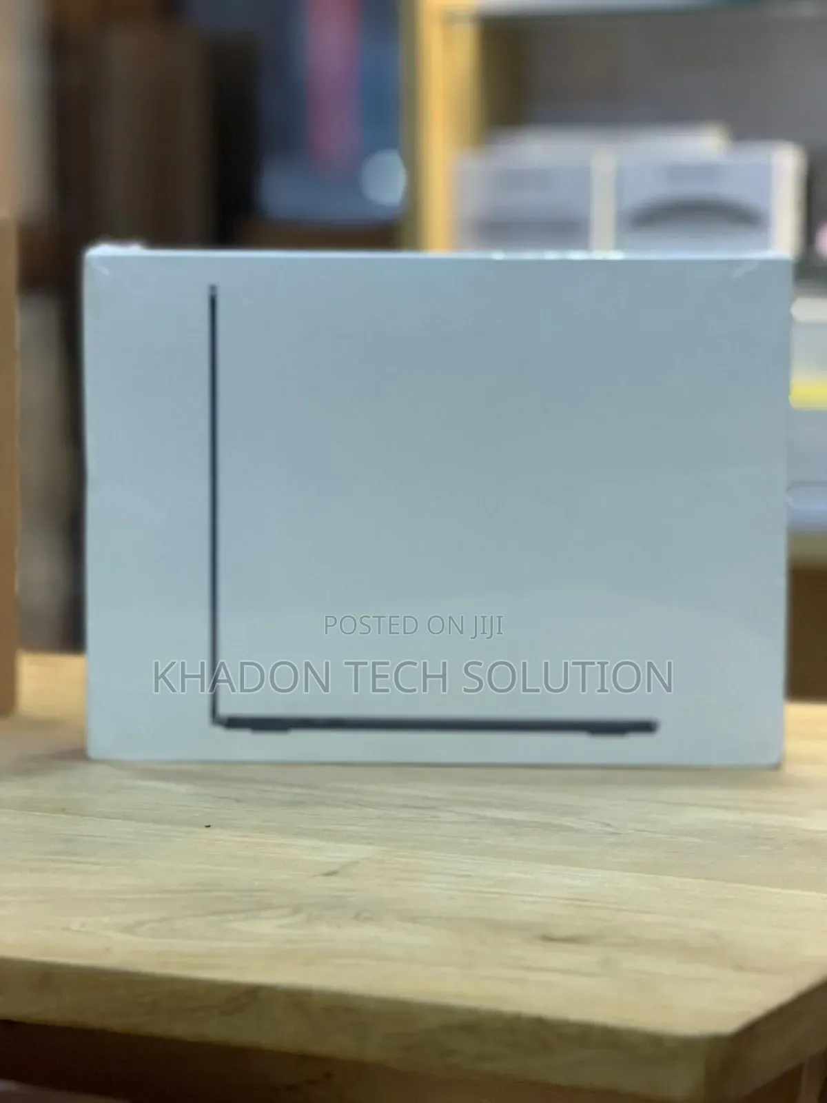 New Laptop Apple MacBook Air 16GB Apple M4 SSD 256GB