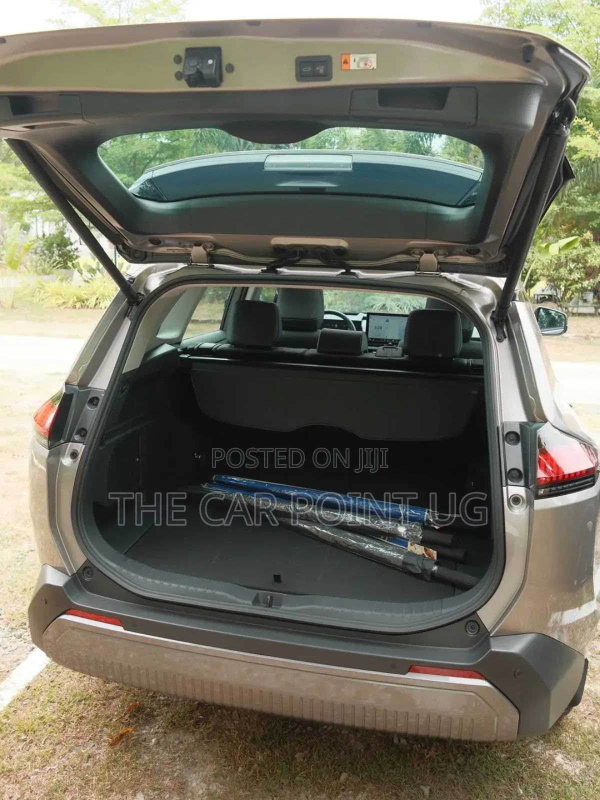 Toyota RAV4 Hybrid 2025 Brown
