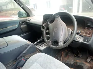 Toyota HiAce 1998 Silver