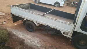 Isuzu Truck