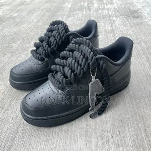 Nike Air Force 1 Sneaker