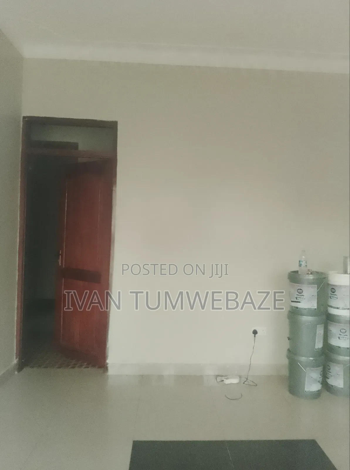 3bdrm Bungalow in Kawuku Entebbe Rd, Central Division for rent