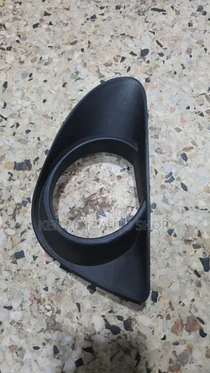 Toyota Yaris Ans Vitz 2011 - 2014 Foglight Cover