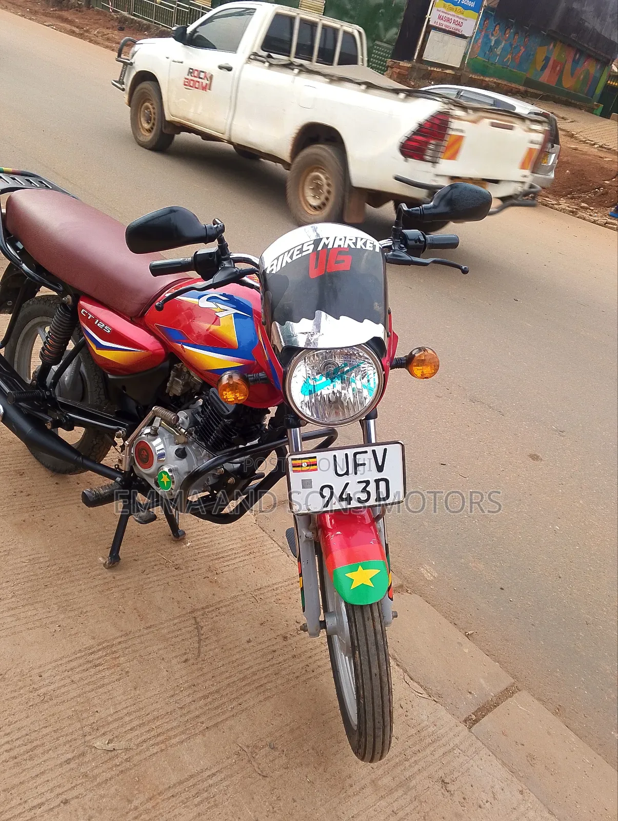 Bajaj Boxer 125 2023 Red