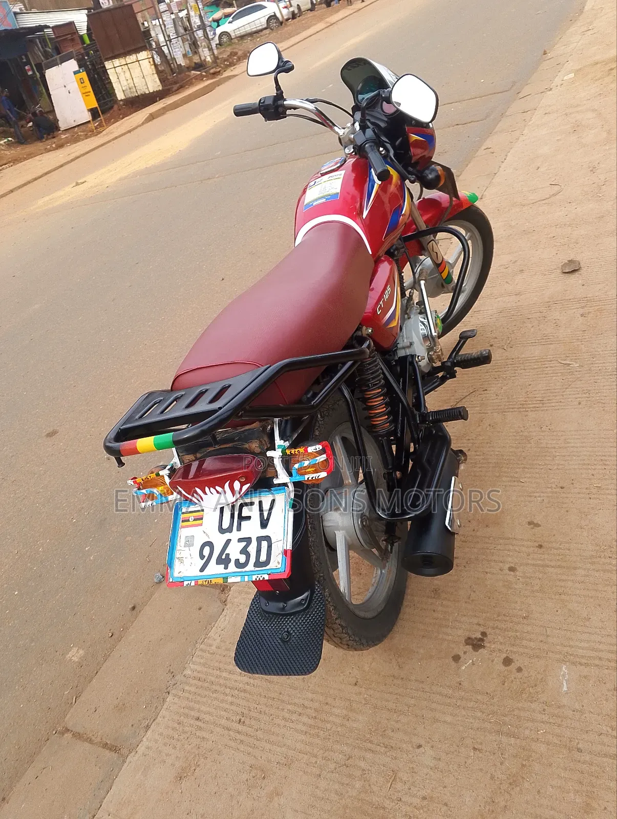 Bajaj Boxer 125 2023 Red