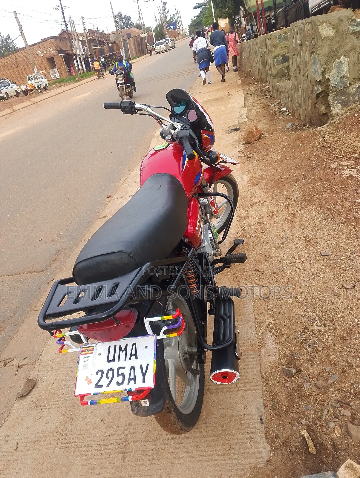 Bajaj Boxer 125 2024 Red