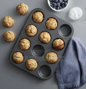 12-Cup Non-Stick Carbon Steel Baking Tray