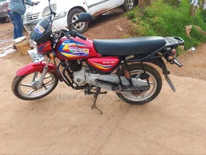 Bajaj Boxer 125 2024 Red