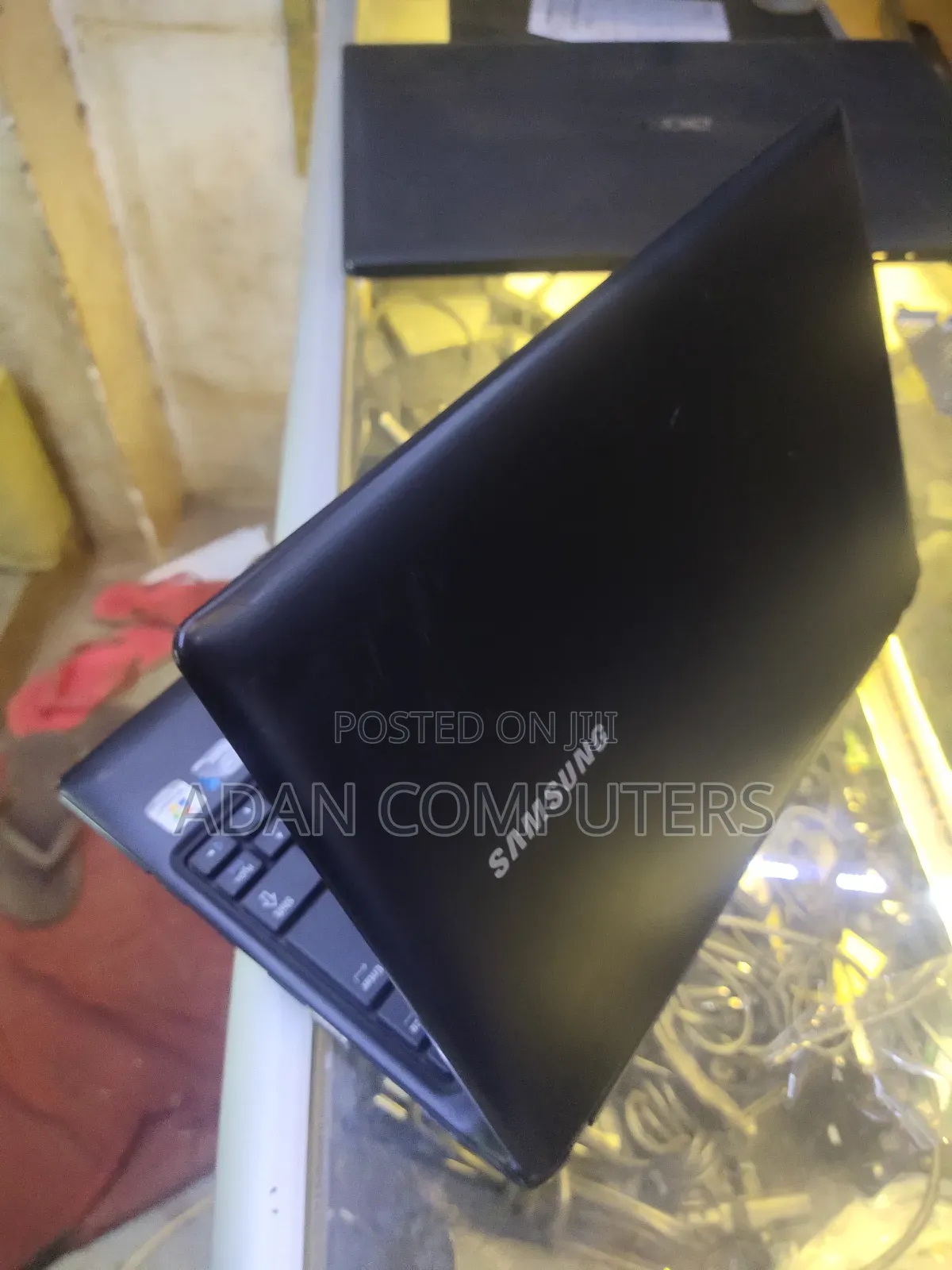 Laptop Samsung NP-N102SP 2GB Intel Atom HDD 160GB