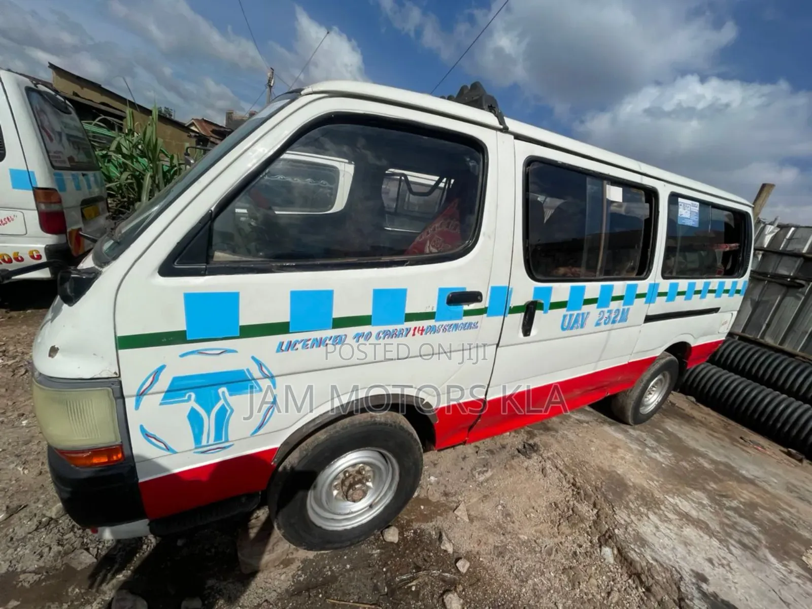 Toyota HiAce 2002 White