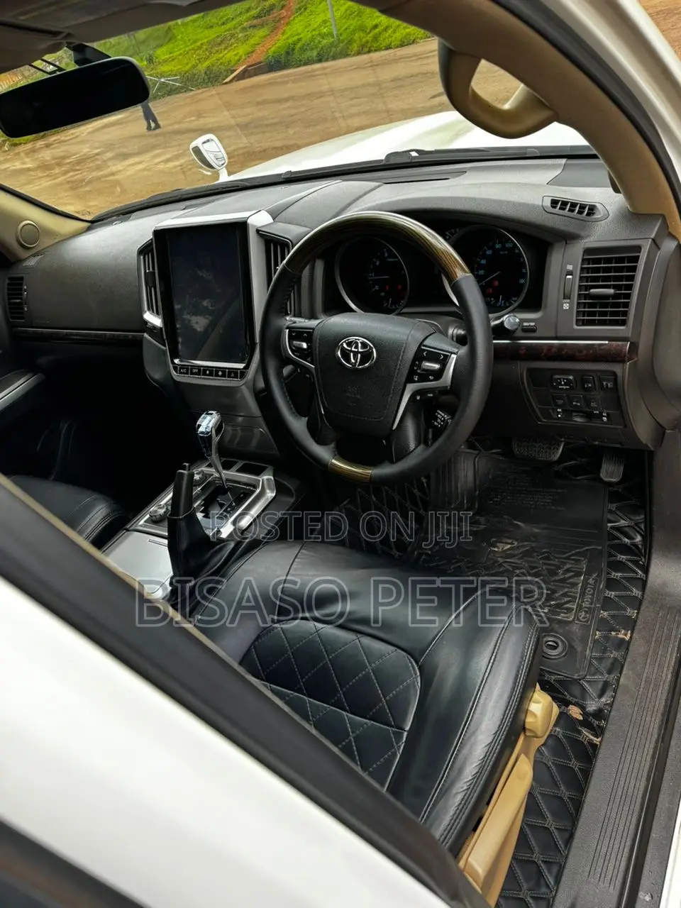 Toyota Land Cruiser 4.6 V8 ZX 2010 White