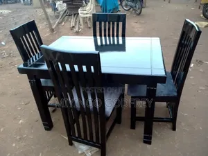 Fou Seaterdining