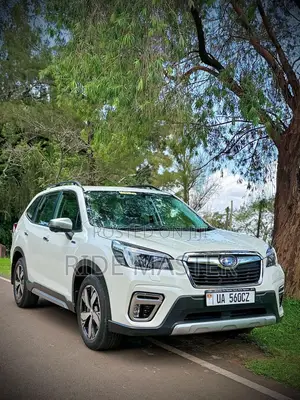 Subaru Forester 2018 White
