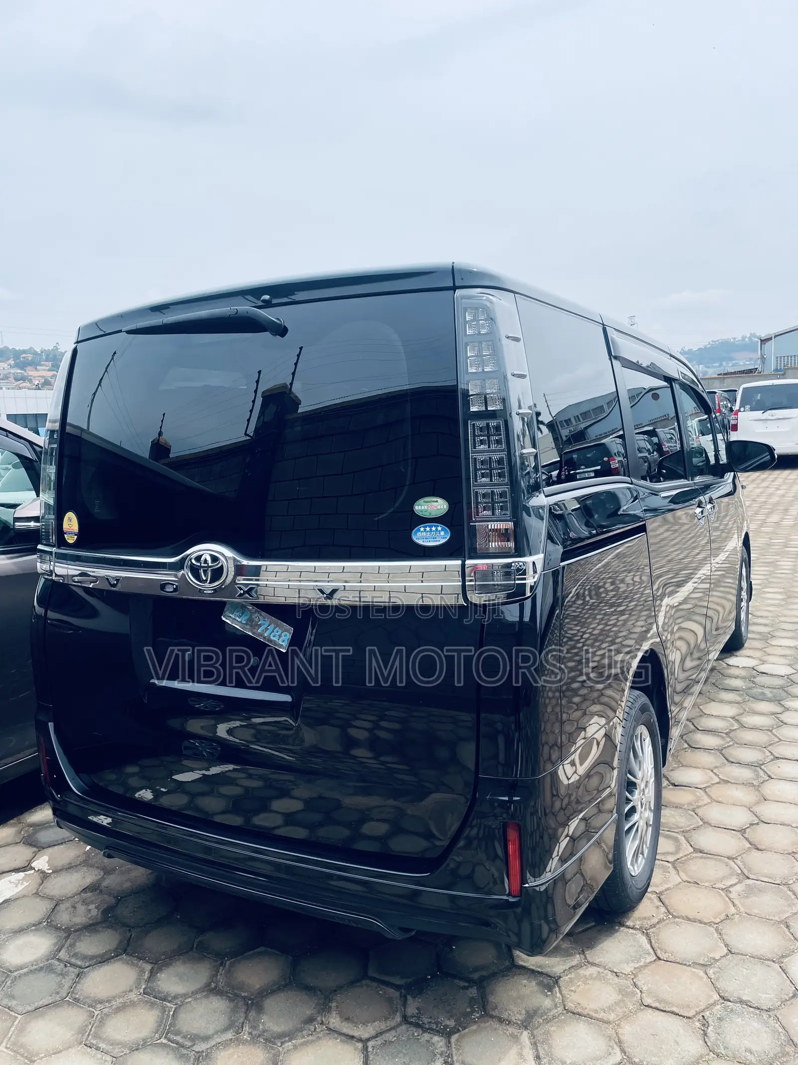 Toyota Noah 2015 Black
