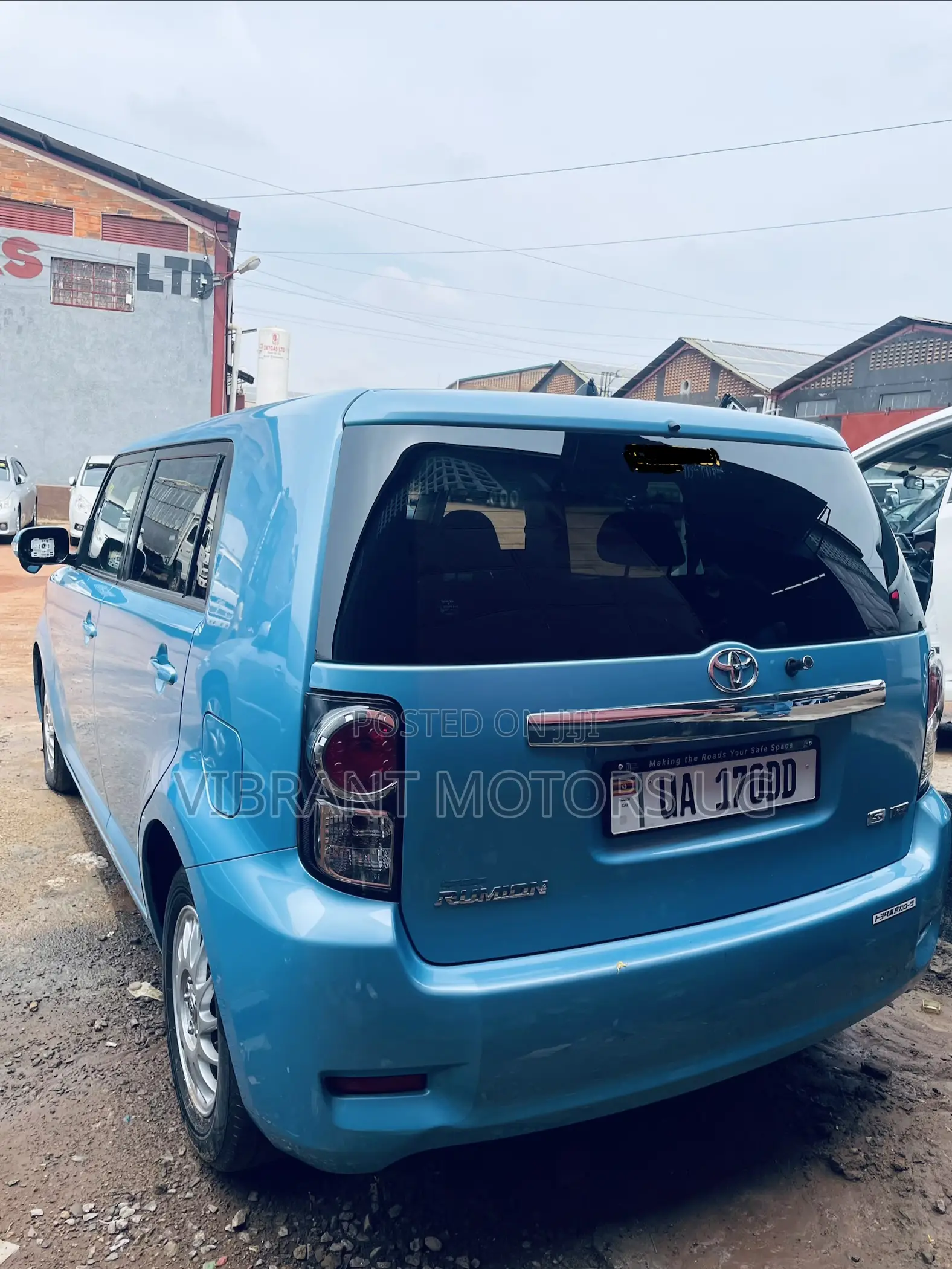 Toyota Corolla Rumion 2011 Blue