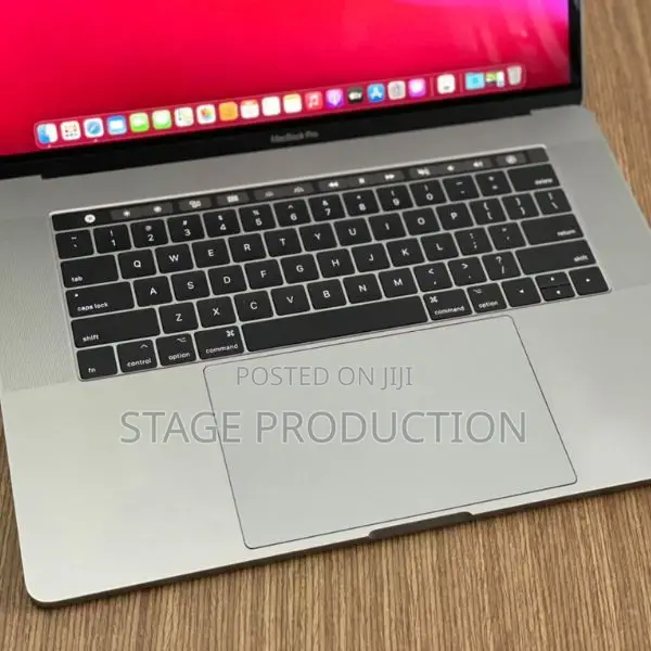Laptop Apple MacBook Pro 2017 16GB Intel Core i7 SSD 1T